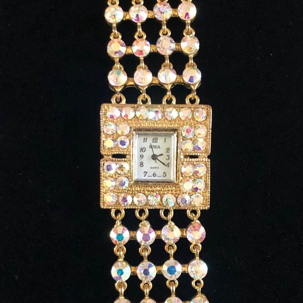 Vintage Bora Quartz Watch Square Face w Individually set Rhinestones Gold Links - Picture 11 of 12